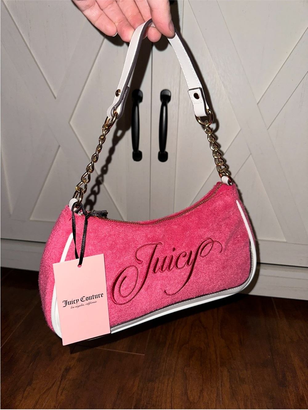 Juicy Couture Raising Star Shoulder Bag in Pink Flash with Gold Chain